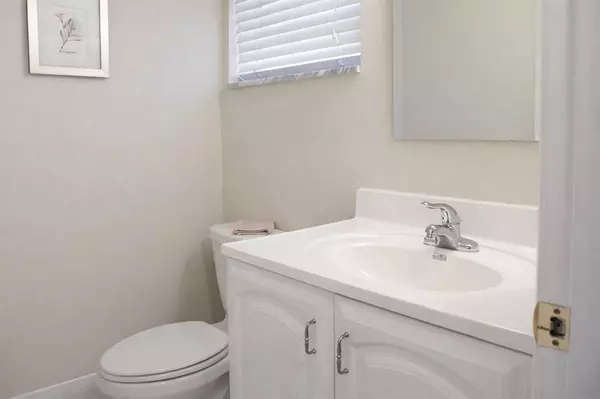 Hollywood, FL 33021,4700 Washington St #107