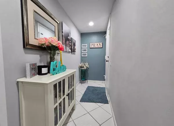 Coconut Creek, FL 33066,1103 Bahama Bend #H2