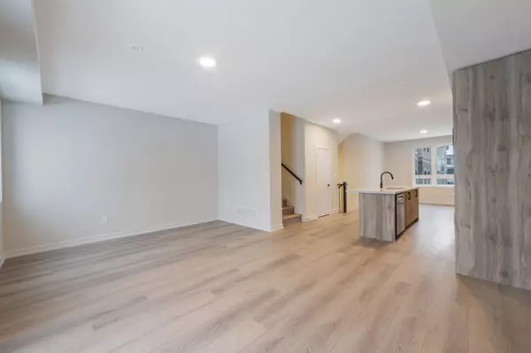 Richmond Hill, ON L4B 0J5,6 Honey Milk LN