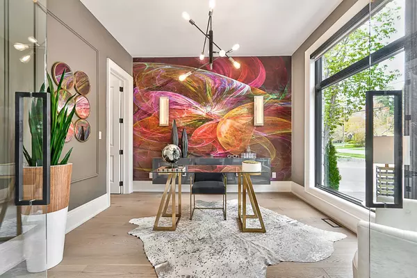 Oakville, ON L6J 4V3,204 Maple Grove DR