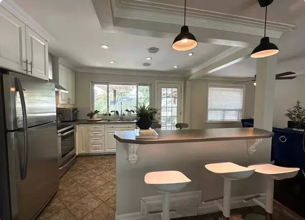 Oakville, ON L6L 2P9,1353 Sheldon AVE