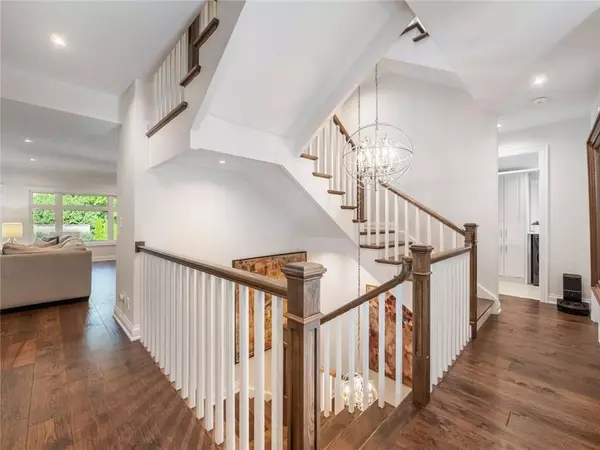 Burlington, ON L7N 1A3,3087 Lakeshore RD