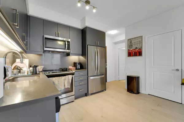 Mississauga, ON L4Z 0C6,8 Nahani WAY #1722