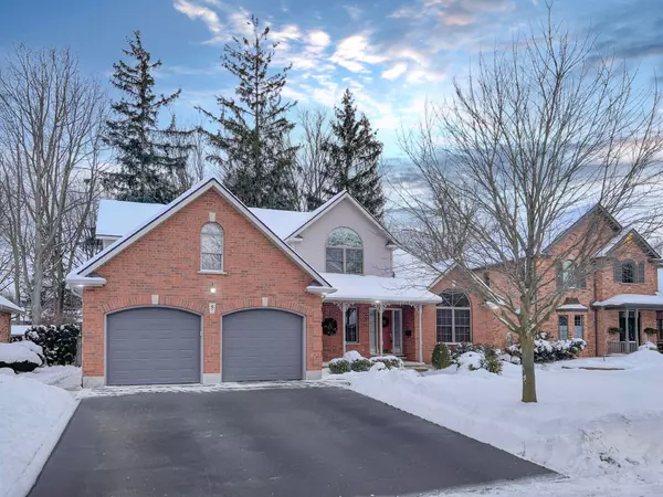 Tillsonburg, ON N4G 5V4,5 Whispering Pine LN