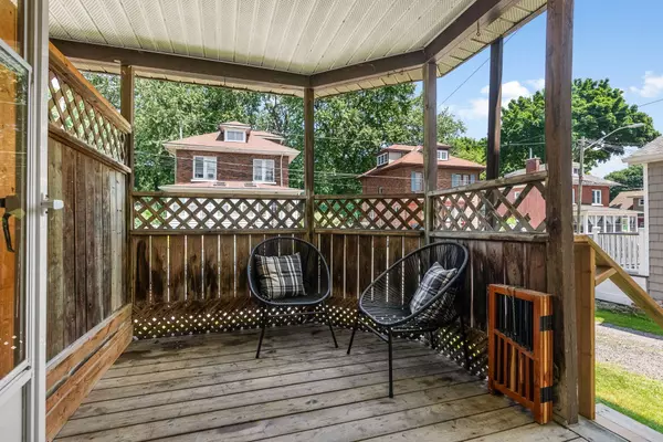 Brockville, ON K6V 1L7,219 James ST E