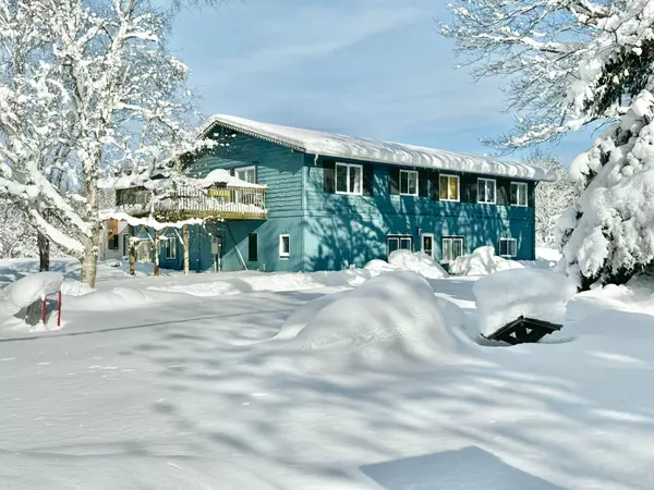 204 MINERAL SPRINGS RD, Huntsville, ON P1H 2N5