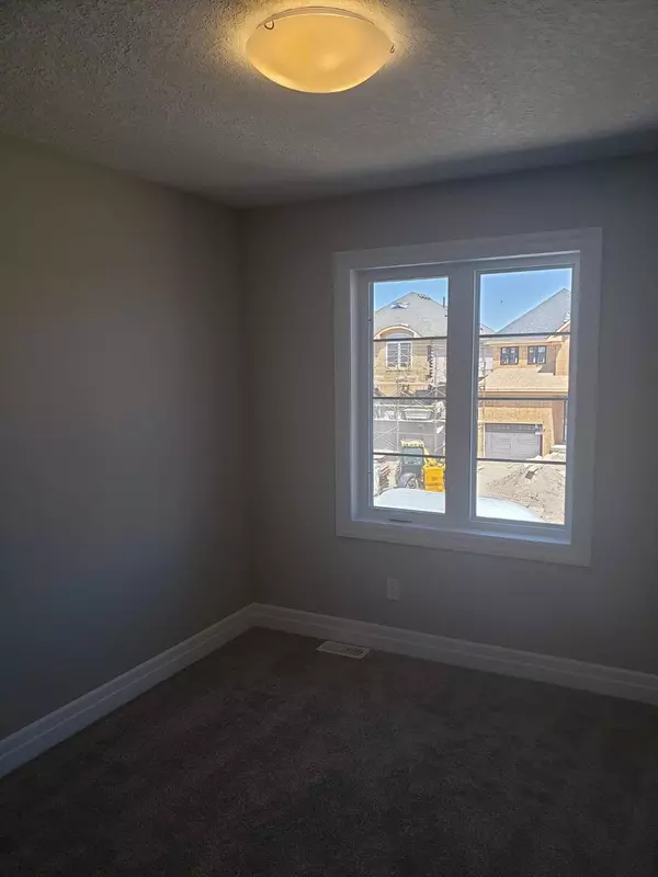 Kitchener, ON N2R 0M1,159 Forest Creek DR