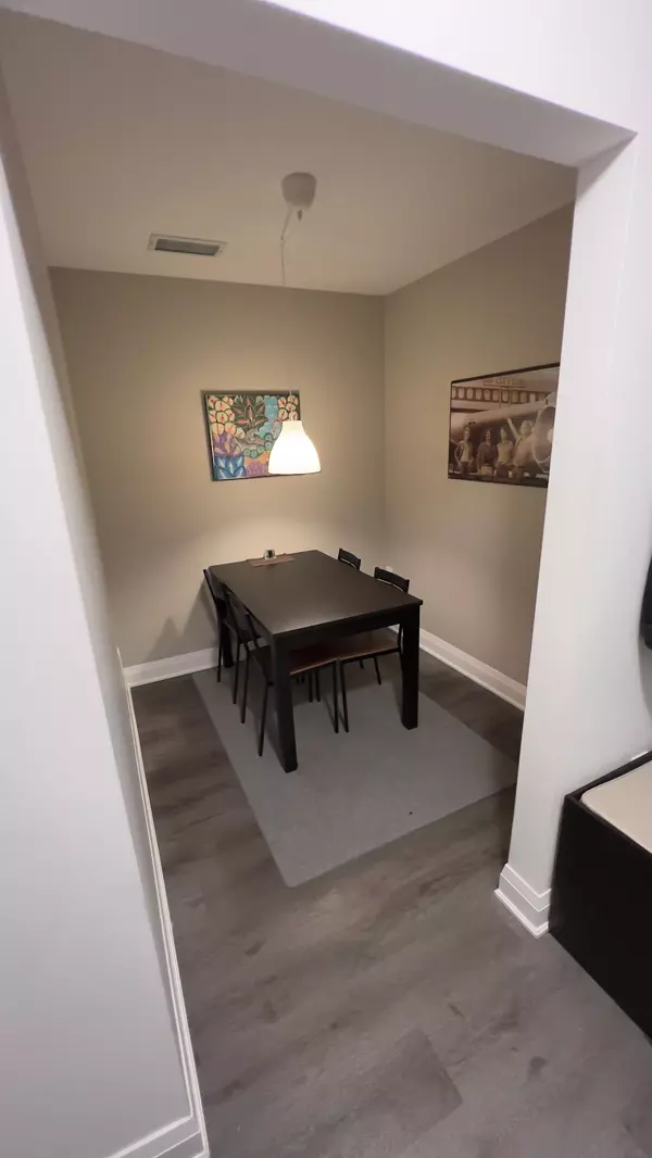 Hamilton, ON L0R 1P0,1936 Rymal RD E #210