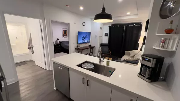 Hamilton, ON L0R 1P0,1936 Rymal RD E #210