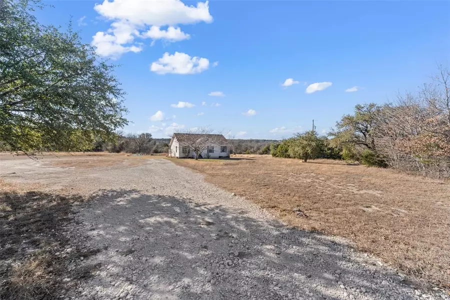 539 County Road 4290, Clifton, TX 76634