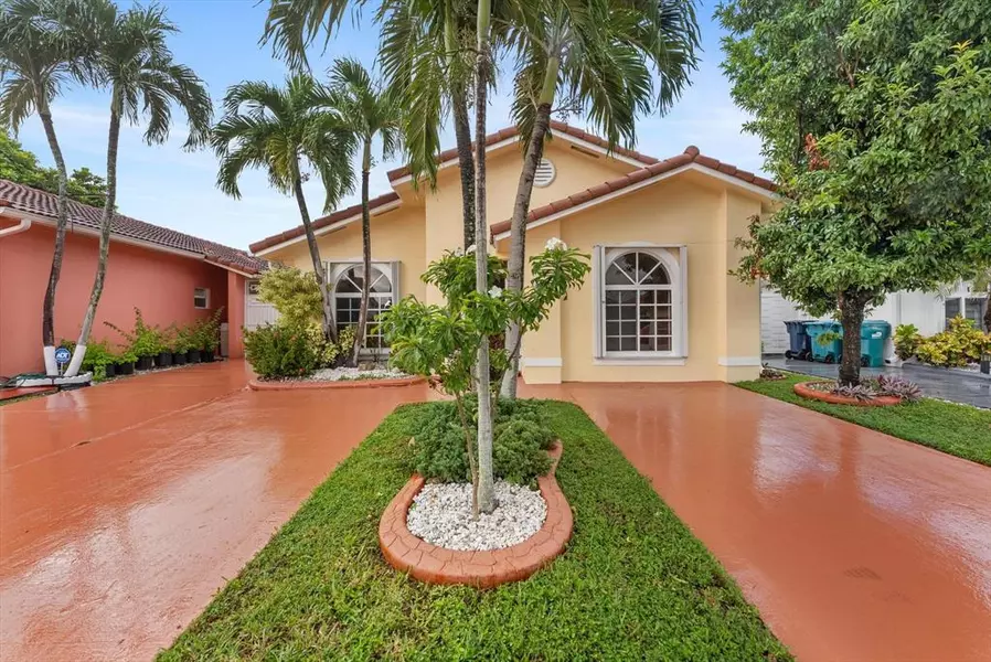 5051 SW 142 PL, Miami, FL 33175