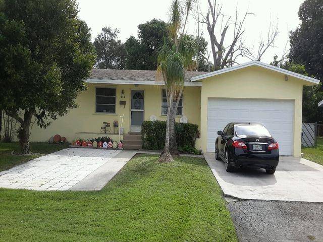 812 SW 14th Ct, Fort Lauderdale, FL 33315