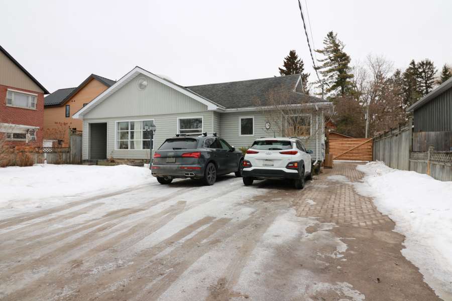 150 Fourth ST W, Collingwood, ON L9Y 1R8