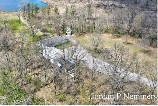 12375 Overlook DR NE, Oakfield Twp, MI 48838