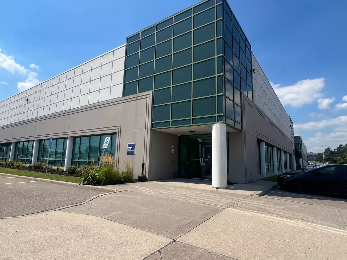 Mississauga, ON L4W 5K7,5055 Satellite DR #7A