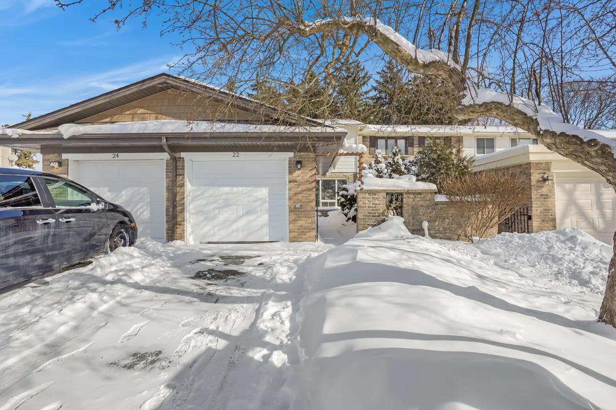 Kitchener, ON N2M 1T9,22 Ralgreen CRES
