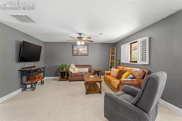 Pueblo West, CO 81007,1003 W Camino Al Cielo DR