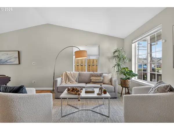 Portland, OR 97203,10120 N TYLER AVE