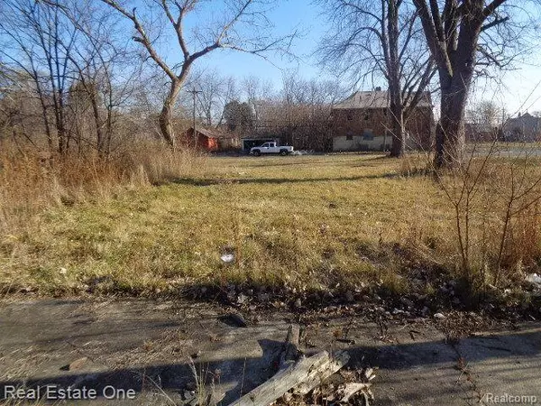 Detroit, MI 48205,18088 PELKEY ST