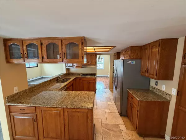 Belleville, MI 48111,45669 Harmony LN