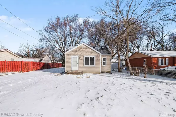 3432 Concord ST, Flint, MI 48504