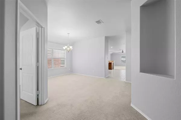 Mckinney, TX 75072,9609 Falcons Fire Drive