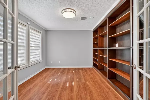 Mckinney, TX 75070,4829 Cedar Crest Drive