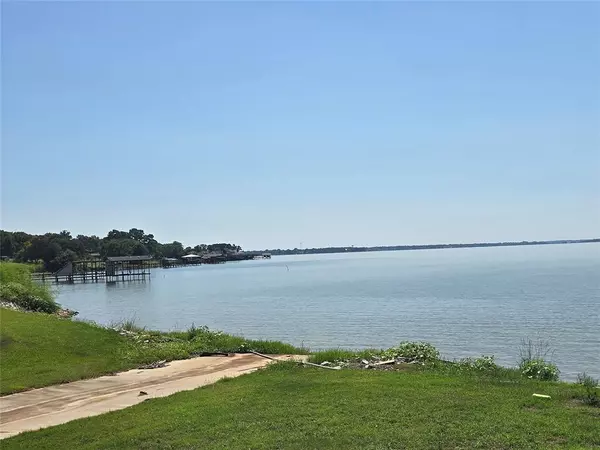 Mabank, TX 75143,733 Clubview Drive