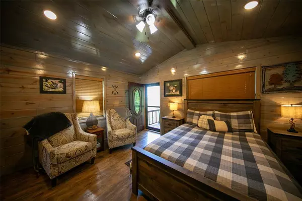 Broken Bow, OK 74728,8760 Indian Hwy 144