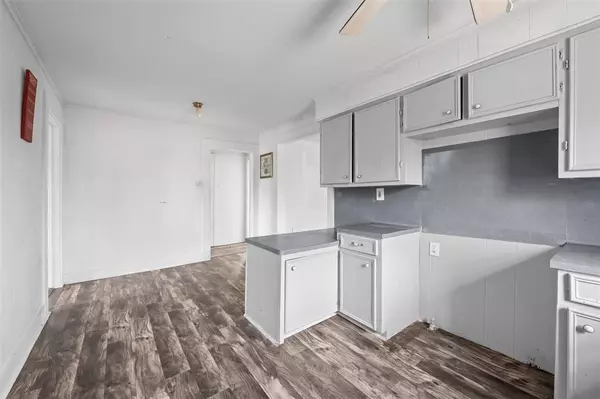 Tyler, TX 75702,2517 N Grand Avenue