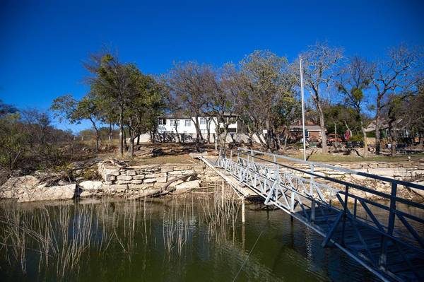 293 Pam Drive,  Chico,  TX 76431