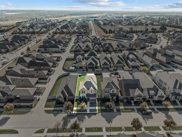 Argyle, TX 76226,905 Plaza Lane