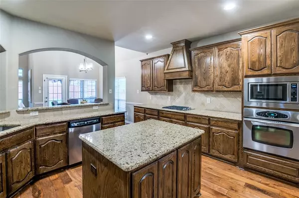 Grand Prairie, TX 75054,3032 Larreta