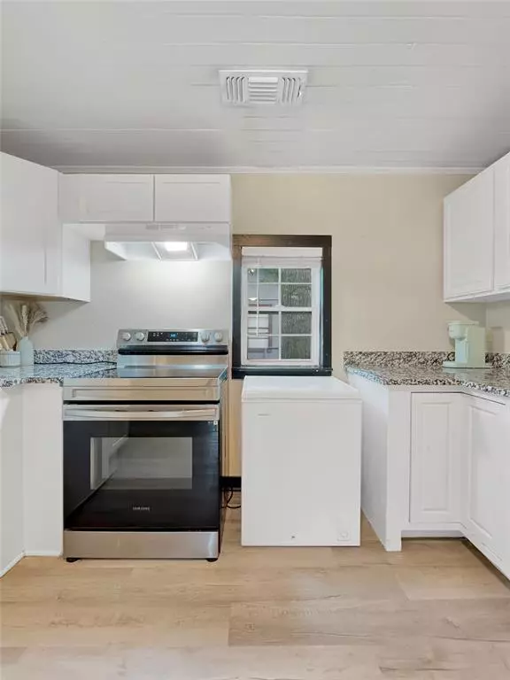 Howe, TX 75459,604 S Maple Street