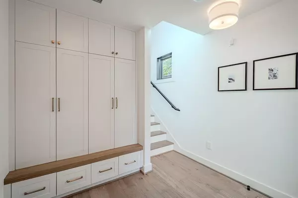 University Park, TX 75205,4128 University Boulevard #6