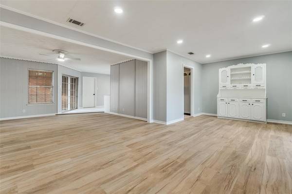 Ennis, TX 75119,116 Lumpkin Drive