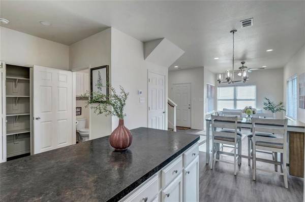 1721 Saint Louis Avenue, Fort Worth, TX 76110