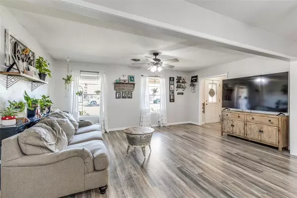 Decatur, TX 76234,1304 S Hatcher Street