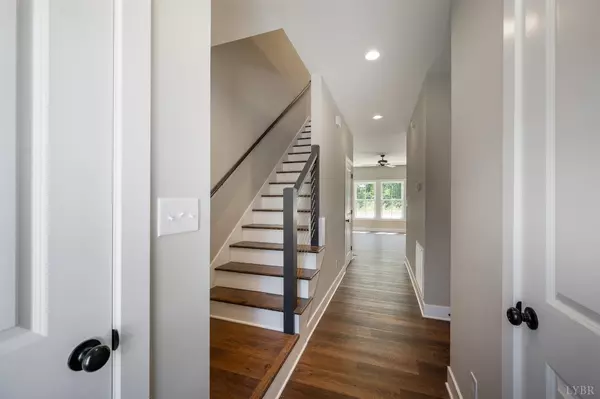 Rustburg, VA 24588,87 Luke CT