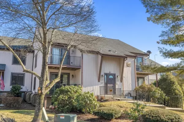 Stanhope Boro, NJ 07874,13228 Dell Pl #228