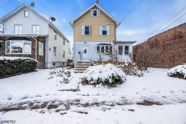 Rahway City, NJ 07065,220 W Scott Ave