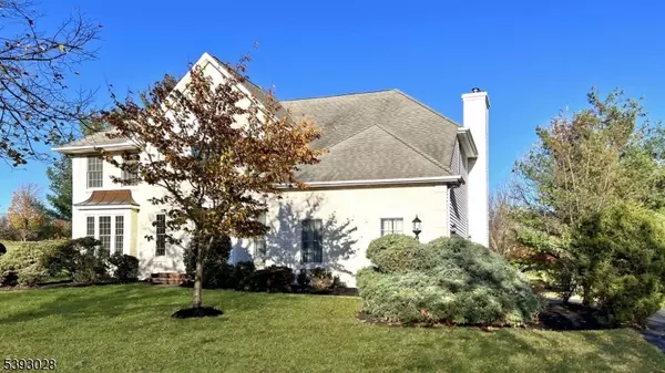 9 Colonial Ct, Montgomery Twp., NJ 08558