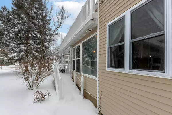 Zeeland, MI 49464,160 W Main AVE