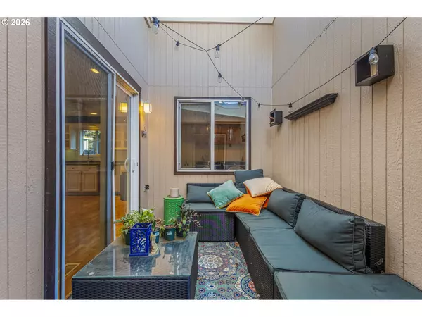 Salem, OR 97306,5536 COTTONWOOD CT