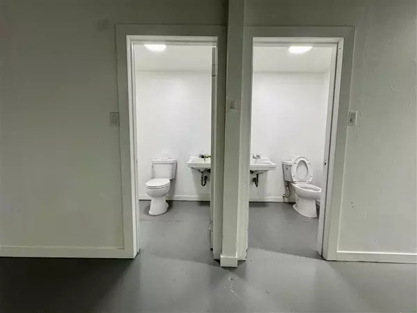 Toronto E04, ON M1L 4C3,777 Warden AVE #303