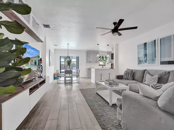 Pompano Beach, FL 33062,1561 SE 24th Ter