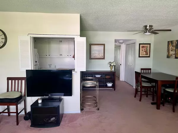 Deerfield Beach, FL 33442,166 Farnham G #166