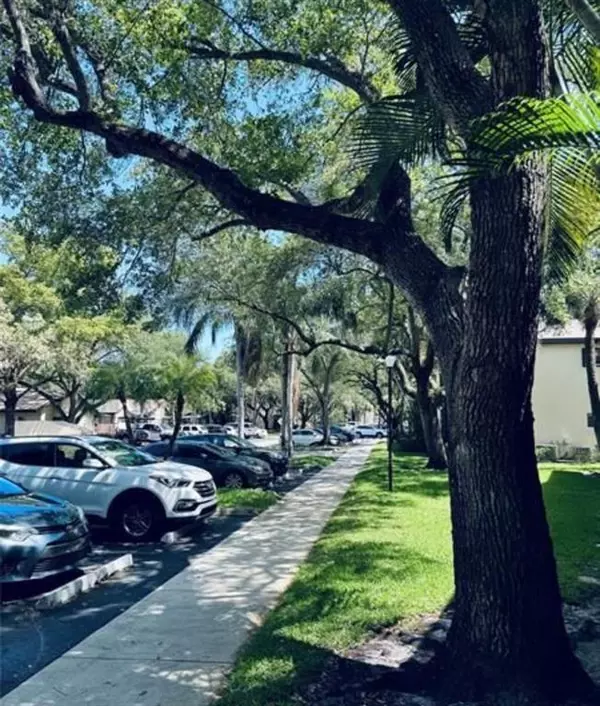 Coconut Creek, FL 33066,4529 Carambola Cir #4529