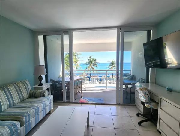 Deerfield Beach, FL 33441,500 SE 21st Ave #308
