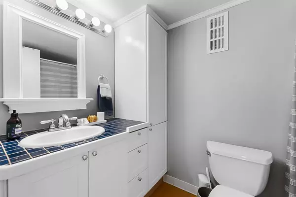 Fort Lauderdale, FL 33305,656 Kensington Pl #12b